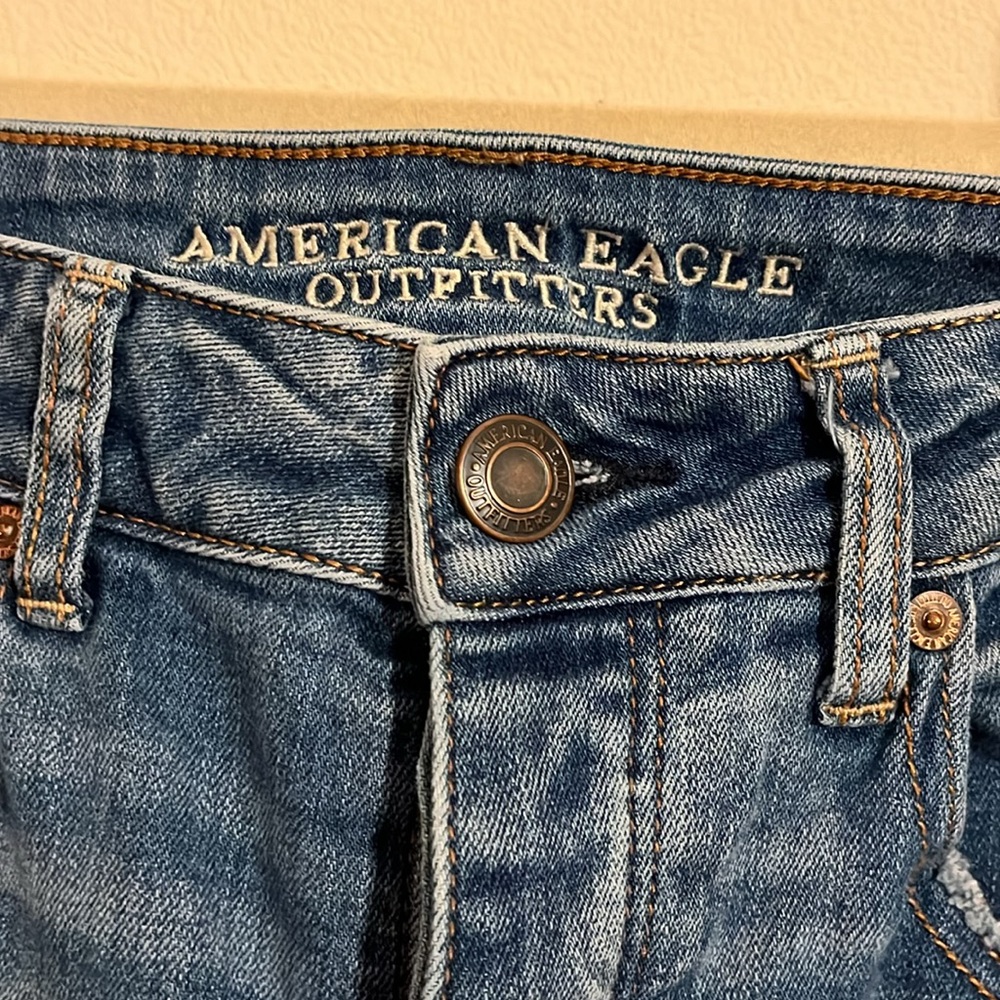 Distressed Jeans - Picture 2 of 10
